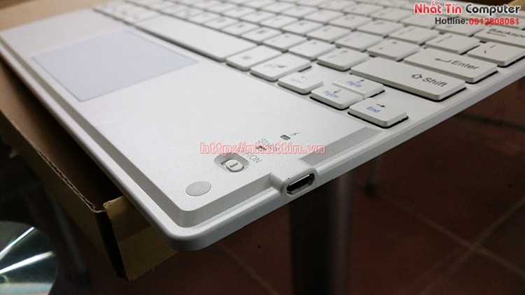 Bàn phím kèm chuột Bluetooth 4.0 đa năng B.O.W HB092C