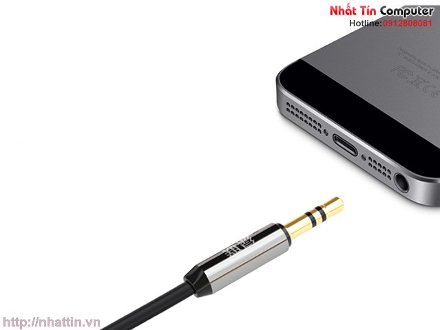 Cáp Audio 3.5mm dây tròn 1M Chính hãng Ugreen UG-10733 mạ vàng 24K